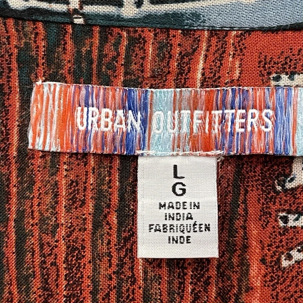 Urban Outfitters Men's Party Night Out Shirt Light & Breezy Vacation Bar Size L